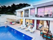 Sezonluk kiralık villa! A'dan Z'ye tüm eşyaları olan villamız sezonluk kiralıktır