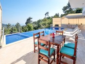 Sezonluk kiralık villa! A'dan Z'ye tüm eşyaları olan villamız sezonluk kiralıktır